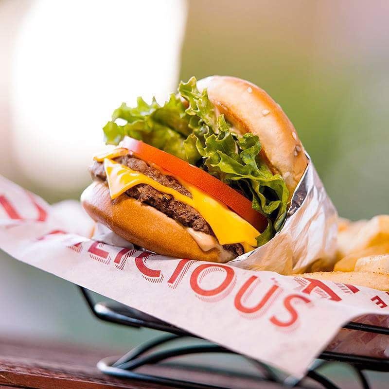 RED ROBIN
